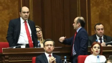 Հրապարակ. «Մանդատային» փոխհարաբերություններ. Վերաքննիչը ԼՀԿ-ի հայցը վարույթ է ընդունել. Նրանք ոգեւորված են