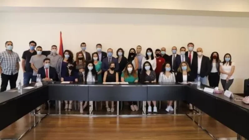 Սփյուռքահայ 24 մասնագետներ սկսում են իրենց աշխատանքը ՀՀ կառավարությունում