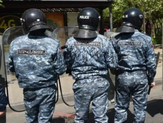 Ի՞նչ է տեղի ունեցել Էջմիածնում վարչապետի այցից առաջ