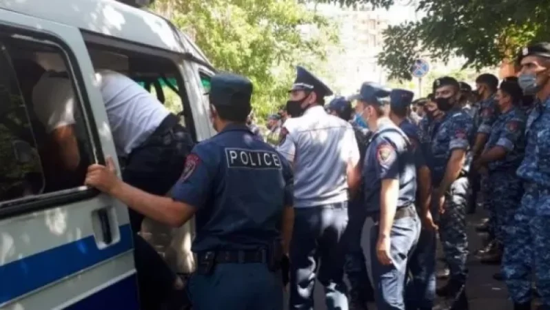 16 անձ բերման է ենթարկվել