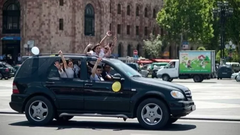 «Վերջին զանգի» օրը ՃՈ հատուկ տարածք է տեղափոխվել 48 մեքենա. 20-ի ղեկին անչափահասներ են եղել