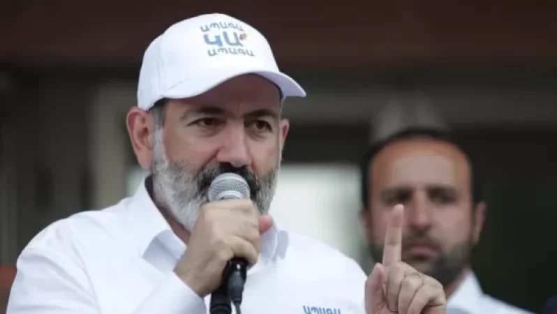 I am shocked that we have generals in the army who have served for over 20 years and do not have housing, says Pashinyan