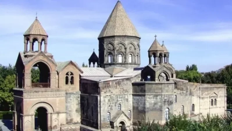 Նիկոլ Փաշինյանը շարունակում է հանիրավի մեղադրանքներ հնչեցնել Հայոց Եկեղեցու հասցեին․ Մայր Աթոռի արձագանքը