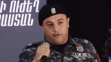 ՏԵՍԱՆՅՈՒԹ. Սերժանտը Հայաստան դաշինքի քարոզարշավի ժամանակ հագից հանելով համազգեստը և հայտարարեց ոստիկանությունից դուրս գալու մասին