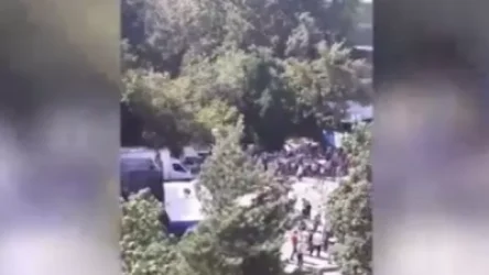 Կարմիր բերետավորները ներխուժել են «Հայաստան» դաշինքի շտաբ. բերման ենթարկվածներ կան. մանրամասներ