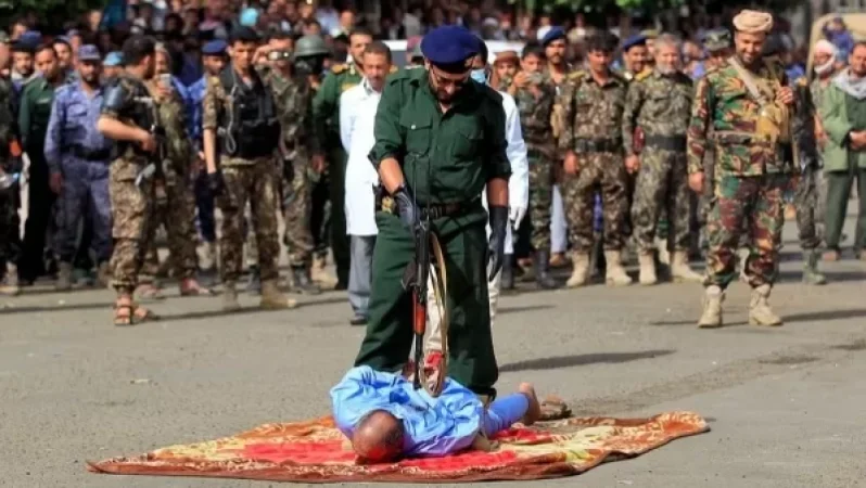 Photos: Three Men Publicly Executed in Yemen for Child Rape and Murder