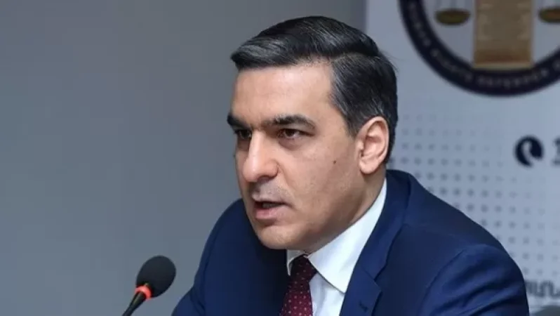 Թաթոյանն այցելել է «Շենգավիթ» ԲԿ՝ տեսակցելու դատարանի որոշմամբ կալանավորված Արմեն Չարչյանին