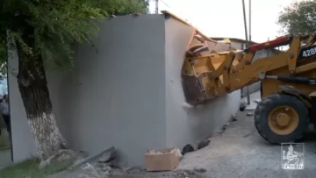 ՏԵՍԱՆՅՈՒԹ. Ապամոնտաժվել են ինքնակամ կառույցներ. միայն Աջափնյակում` 34 շինություն