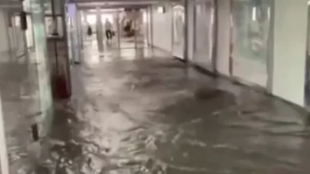 ՏԵՍԱՆՅՈՒԹ. Մոսկվայում ջրհեղեղ և պայթյուն` տեղացած ուժեղ անձրևի հետևանքով