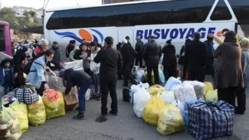 Փոխվել է Երևան-Ստեփանակերտ մայրուղով ուղևորափոխադրումների կազմակերպման ժամն ու կարգը