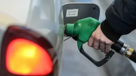 Ինչո՞ւ է բենզինի գինը բարձրանում, եթե դոլարի փոխարժեքը նվազում է. «Ժողովուրդ»