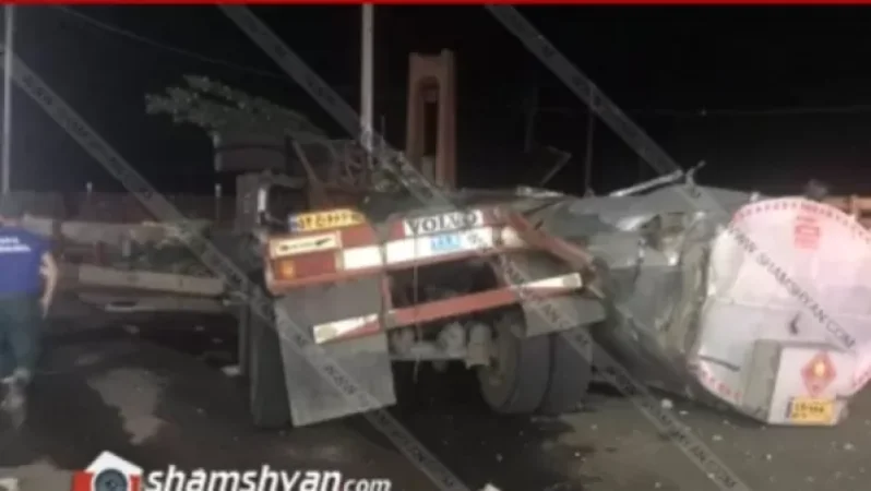 Արարատի մարզում իրանական համարանիշներով բեռնատար Volvo-ն մխրճվել է գազալցակայանի տարածք