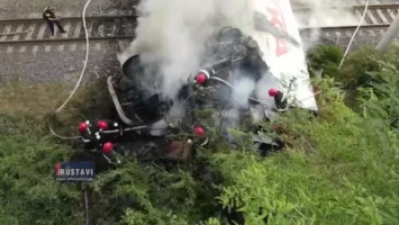 ՏԵՍԱՆՅՈՒԹ․ Վրաստանում վթարի է ենթարկվել լոլիկ տեղափոխող՝ «Սպայկա»–ի բեռնատարը, որում հրդեհ է բռնկվել