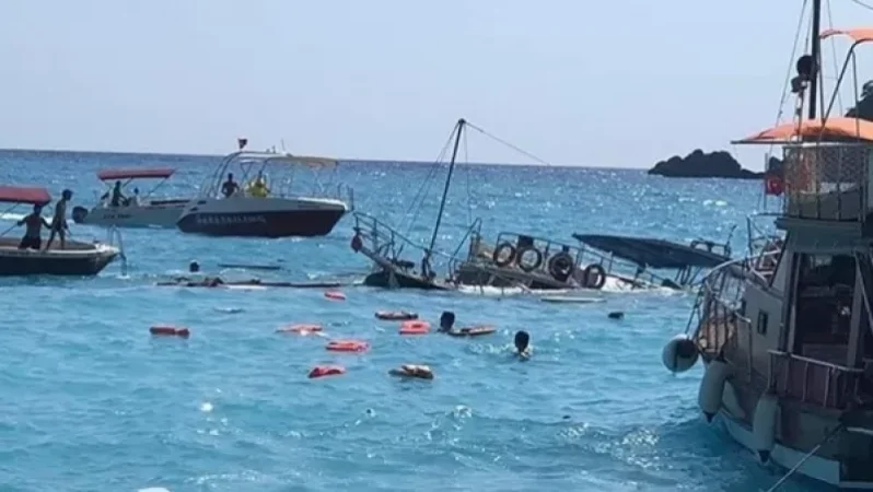 Թուրքիայում զբոսաշրջային նավ է խորտակվել