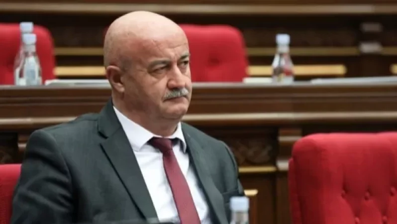 Հովիկ Աղազարյանը՝ որդու Աջափնյակի փոխթաղապետ նշանակվելու փաստի մասին