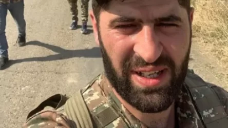 Վիրավոր վիճակում խոսել է ընկերոջ հետ, հետո հեռախոսը մի կողմ գցել ու պայթացրել իրեն ու թշնամուն․  Կարեն Հովհաննիսյանը՝ անմահացած հերոսի մասին