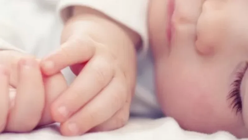 Շքամուտքում գտնված և բուժօգնության տեղափոխված նորածինն առողջացել է, պատրաստ է դուրս գրման