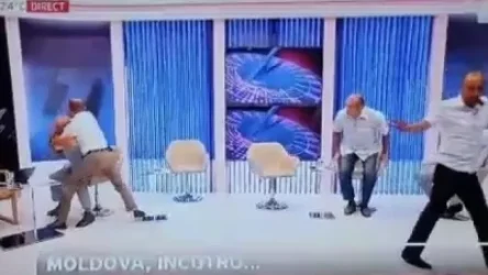 ՏԵՍԱՆՅՈՒԹ. Սկանդալ ուղիղ եթերում. Մոլդովայի ՆԳ նախկին փոխնախարարը  հարվածել է երկրի նախագահի նախկին խորհրդականին