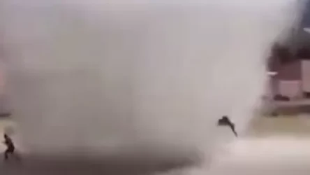 ՏԵՍԱՆՅՈՒԹ․ Բոլիվիայում տորնադոն օդ է նետել ֆուտբոլիստներին