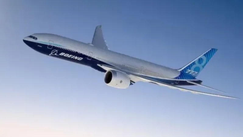 Սիմֆերոպոլում Boeing ինքնաթիռը պատրաստվում է արտակարգ վայրէջքի