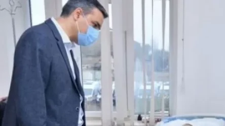 Թաթոյանն այցելել է զինվորական հոսպիտալ և տեսակցել Գեղարքունիքում վիրավորված զինծառայողներին