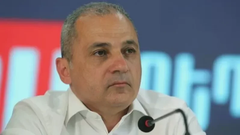 Իշխանությունը նպատակ է դրել Վահե Հակոբյանին զրկել Զանգեզուրի պղնձեմոլիբդենային կոմբինատի հոգաբարձուների խորհրդի նախագահի պաշտոնից․ «Ժողովուրդ»