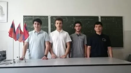 4 ուսանող - 4 մեդալ ՝ ոսկի, արծաթ, երկու բրոնզ