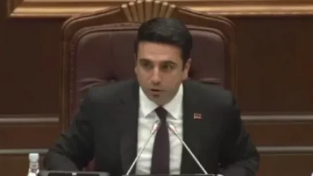 ՏԵՍԱՆՅՈՒԹ. Մաթևոս, հանգիստ, լռություն դահլիճում. Ալեն Սիմոնյանը նկատողություն հայտարարեց թիմակցի նկատմամբ