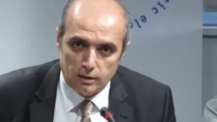 «Սիկտիր եղեք, կամ ասեք՝ մենք սիկտիր էղնենք, մենք, որ վճարում ենք ձեզ»․ Լևոն Բարսեղյան