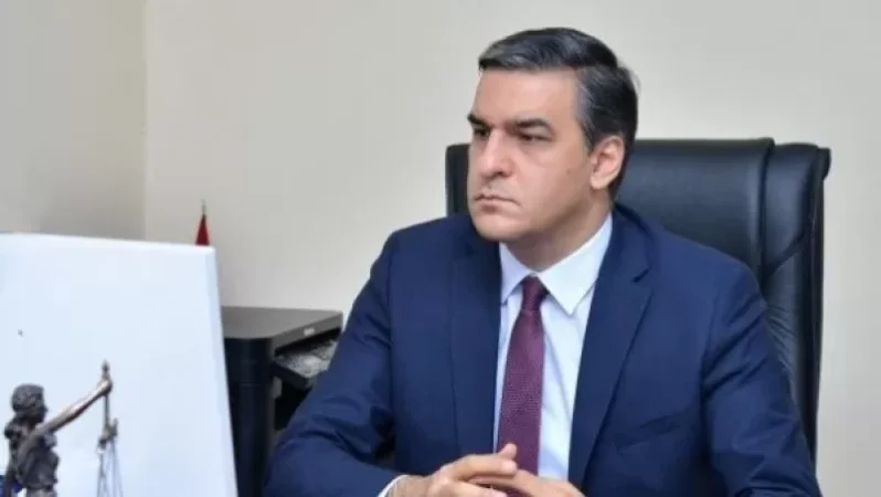 Թաթոյանը գերիների հարցով հանդիպել է Կարմիր խաչի միջազգային կոմիտեի պատվիրակության ղեկավարի հետ