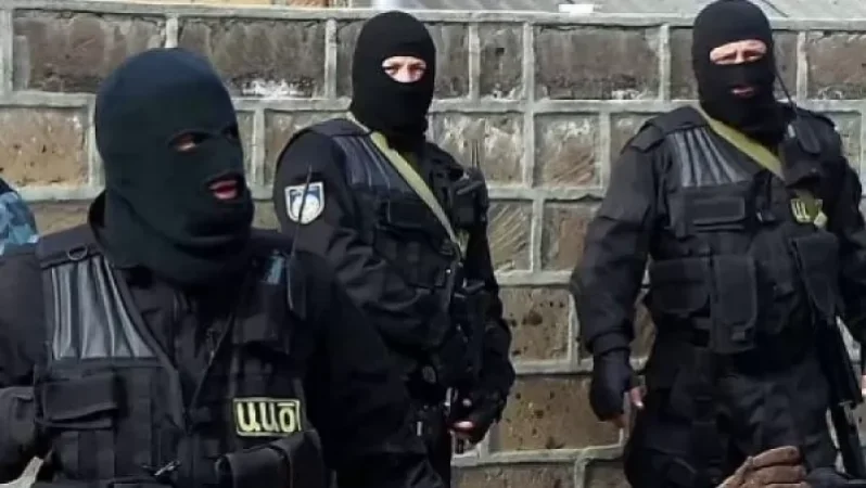 Բացահայտվել են նախկին պաշտոնյայի  կողմից կաշառք ստանալու և պաշտոնեական այլ հանցագործություններ կատարելու դեպքեր