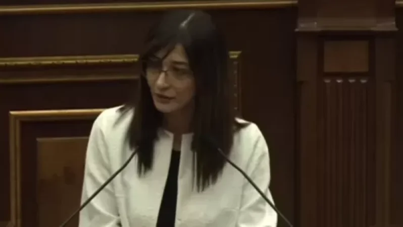 Պարոն Օհանյան, Ձեր սանդղակով Ձեր որդուն գնահատեք․ Արփի Դավոյան