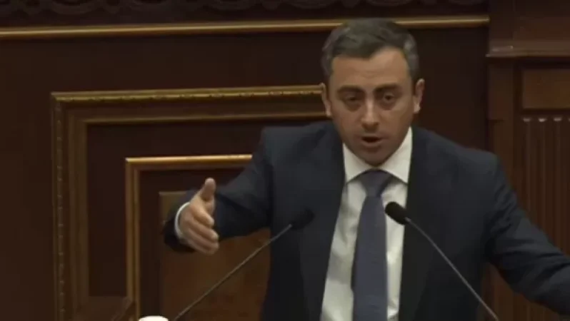 Ասում եք՝ հանգիստ եղեք, ժողովրդի թիկունքում փաստաթուղթ չենք ստորագրի, չեմ հավատում. Սաղաթելյան