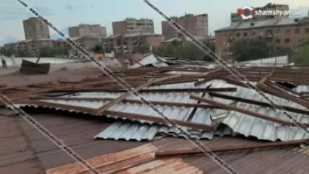 Ուժեղ քամուց «Նիկոլ Դուման» ձուլարանի տանիքը պոկվել է