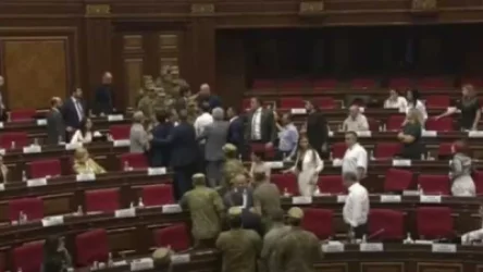 ՏԵՍԱՆՅՈՒԹ. Եթերից հետո պատգամավորները ԱԺ-ում հնչեցրել են հայհոյանքներ և փողոցային պահվածք ցուցաբերել