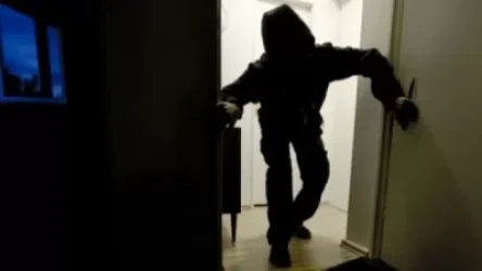 Դիմակավորված, զենքի նմանվող առարկայով ավազակային հարձակում՝ Կապանում