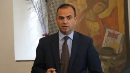 Սինանյանը մեկնում է արձակուրդ