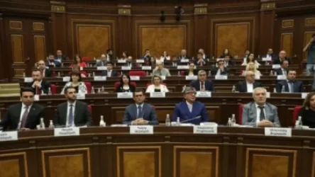 ՔՊ պատգամավորներն այսօր հանդիպել են Արցախի նախագահ Արայիկ Հարությունյանի հետ