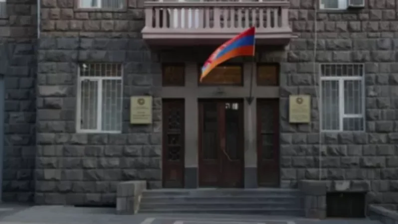 Անհետ կորած զինվորների հարազատները հանդիպում են ԱԱԾ ղեկավարի հետ