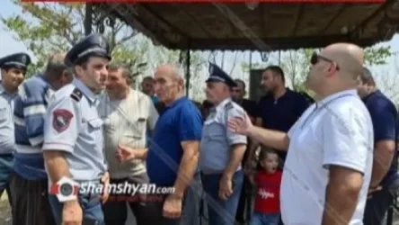 Արմավիրցիները փակել են Երևան-Աշտարակ ավտոճանապարհը․ ոռոգման ջրի խնդիր ունեն