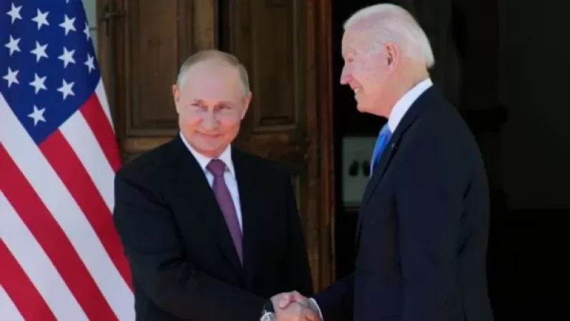 Putin and Biden Discussed U.S. Troop Withdrawal from Afghanistan, Peskov Says