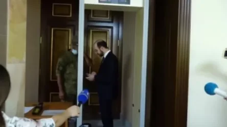 ՏԵՍԱՆՅՈՒԹ. Խի՞ ա պարոն Սեյրան Օհանյանը ջղաձգվում. մենք ասում ենք՝ բանակից ազատվածները ազգի դավաճաններ են․ ՔՊ պատգամավոր