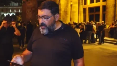 ՏԵՍԱՆՅՈՒԹ․ Վարչապետին տեղեկացրել ենք՝ ինչ ենք հայտնաբերել Արթուր Աղաբեկյանին պատկանող կարի ֆաբրիկայի պահեստներում․ զոհված զինծառայողների հարազատներ