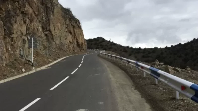 Ադրբեջանցիները խրամատներ են փորել Գորիս-Կապան ճանապարհի մոտ. ի՞նչ են ասում սյունեցիները. Sputnik Արմենիա