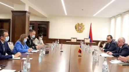Արշակ Կարապետյանն ԱՄՆ դեսպանին ներկայացրել է Հայաստանի սահմաններին տիրող իրավիճակը