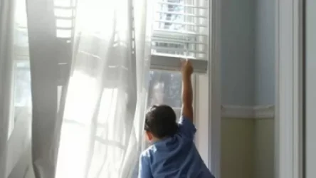 Արտակարգ դեպք Արագածոտնի մարզում․ «Արագած» հյուրանոցի 2-րդ հարկի պատուհանից Հնդկաստանի 2-ամյա քաղաքացին վայր է ընկել