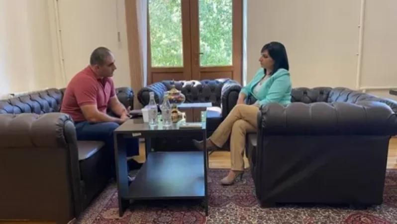 Ադրբեջանի կողմից գերեվարված և վերադարձած Արմեն Բուդոյանին, կնոջն ու երեք անչափահաս երեխաներին տնից դուրս են հանել․ պատգամավոր