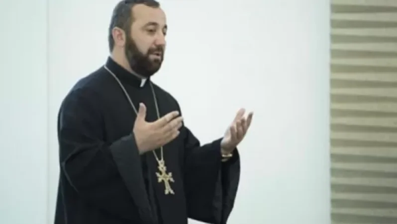 Կորոնավիրուսից մահացել է Տ․ Մաղաքիա վարդապետ Ամիրյանը