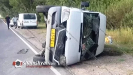 Խոշոր ավտովթար Գեղարքունիքում. Mercedes Sprinter-ը կողաշրջվել է․ կան վիրավորներ