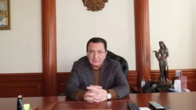 Դավիթ Գալստյանի քրեական գործով ԱԱԾ-ն ու Դատախազությունը, կարծես թե, ներքին գործարքի են գնացել. «Ժողովուրդ»